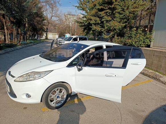 Sahibinden Ford Fiesta 1.4 TDCi Titanium X 2012 Model