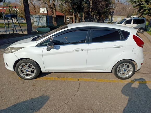 Sahibinden Ford Fiesta 1.4 TDCi Titanium X 2012 Model