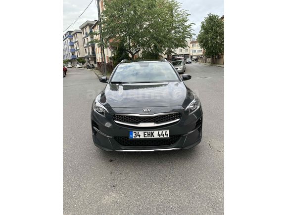 Sahibinden Kia XCeed 1.6 CRDI 4x2 Prestige Design 2020 Model İstanbul