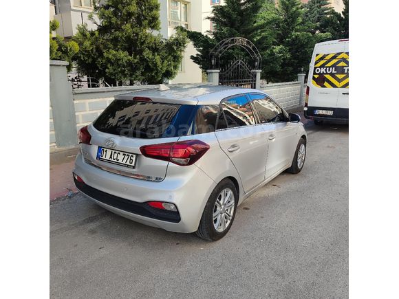 Sahibinden Hyundai i20 1.2 MPI Jump 2018 Model  Boyasız Tramersiz