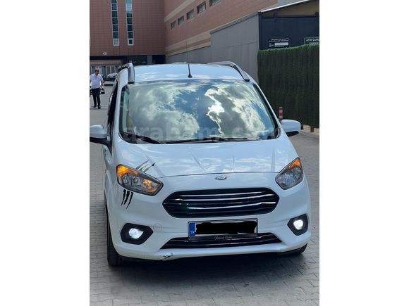 Sahibinden Ford Tourneo Courier 1.5 TDCi Delux 2022 Model