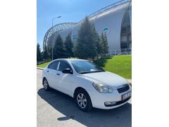 Sahibinden Hyundai Accent Era 1.5 CRDi Mode 2012 Model  255.000 km Beyaz