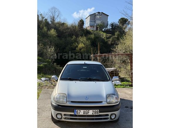 Sahibinden Renault Clio 1.4 RTA 2000 Model 