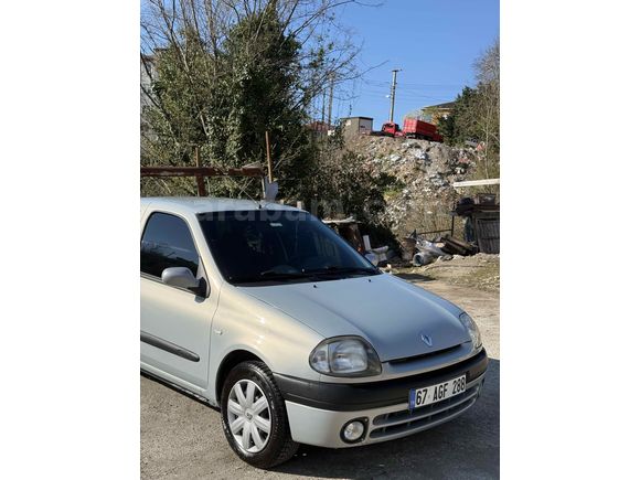 Sahibinden Renault Clio 1.4 RTA 2000 Model 