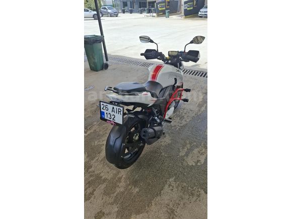 TVS Apache RTR 200