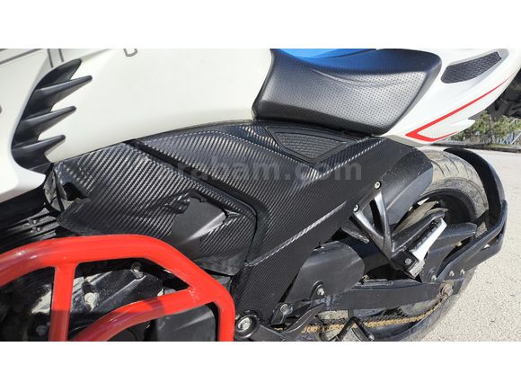 TVS Apache RTR 200