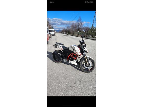 TVS Apache RTR 200
