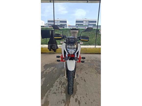TVS Apache RTR 200
