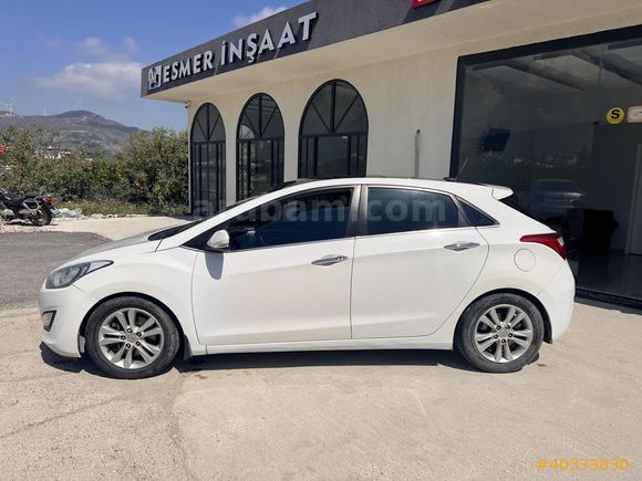 2012 Hyundai i30 Elite Cam Tavan / Dip Fiyat