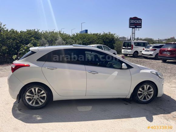 2012 Hyundai i30 Elite Cam Tavan / Dip Fiyat