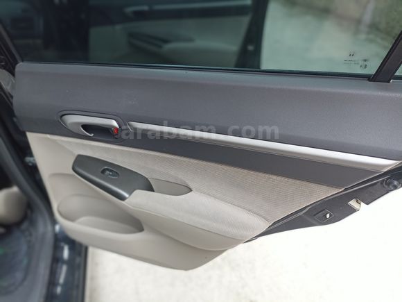 Bilinçli kullanıcıdan DEĞİŞENSİZ 2011 makyajlı kasa honda takas olur