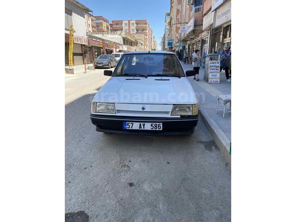 Sahibinden Renault R 9 1.4 Broadway 1994 Model 