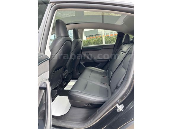 Avukat Sahibinden Tesla Model Y Juniper 2025 Model 