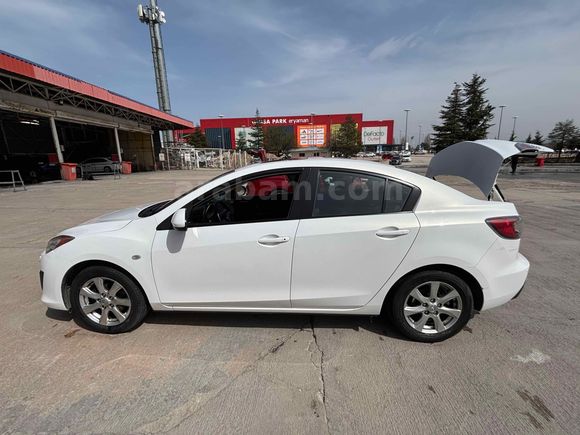 Sahibinden Mazda 3 1.6 Impressive 2011 Model 