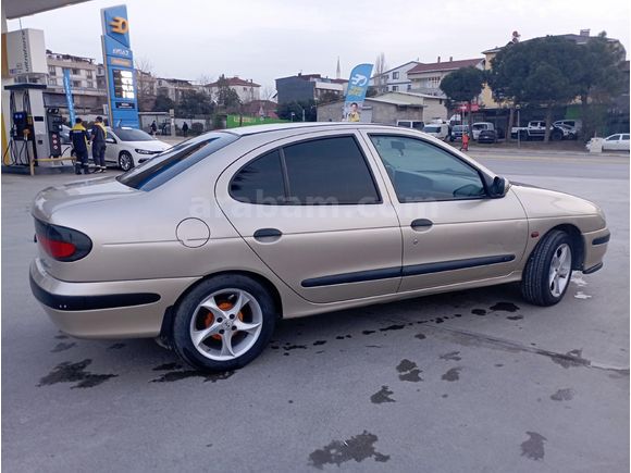 Sahibinden Renault Megane 2.0 RXE 1998 Model