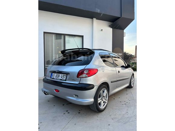 Galeriden Peugeot 206 1.6 XS 2001 Model İzmir