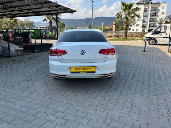 GEZER’den Cam tavanlı Passat 