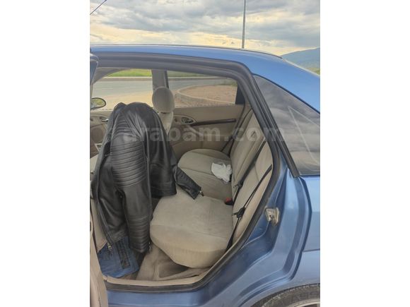 Sahibinden Ford Focus 1.6 Ghia 2002 Model