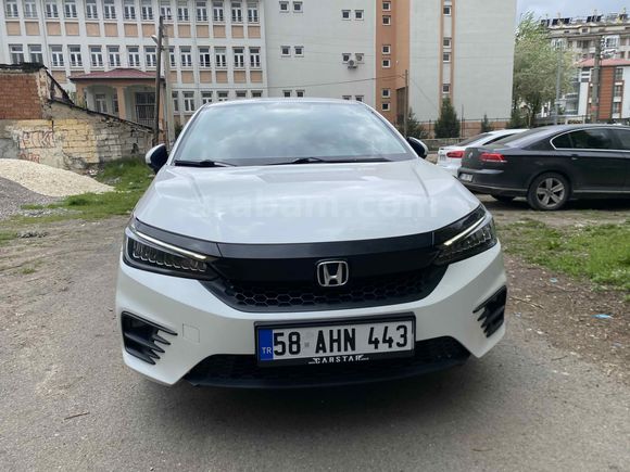 DERİ KOLTUK OPSİYONLU 