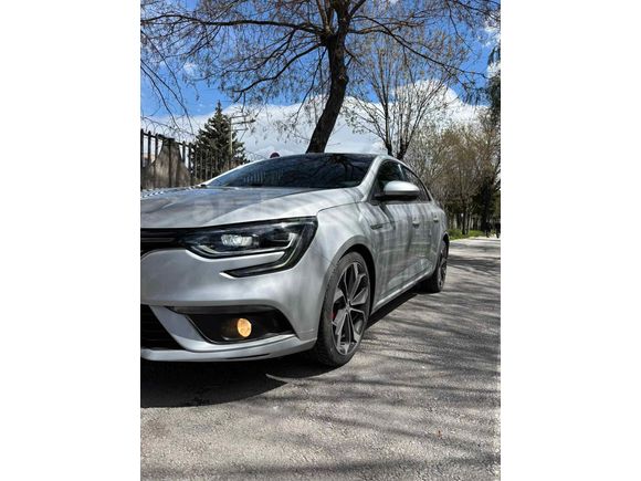 SERVİS BAKIMLI,TESLA EKRAN, MASAJKOLTUK,AYAKLABAGAJ,OTOMATİK FREN,OTOMATİK UZUNKISAFAR..AMBİYANS AYDINLATMA… ŞERİT TAKİP..ÖZEL SERİ..SÜPER KONDİSYON