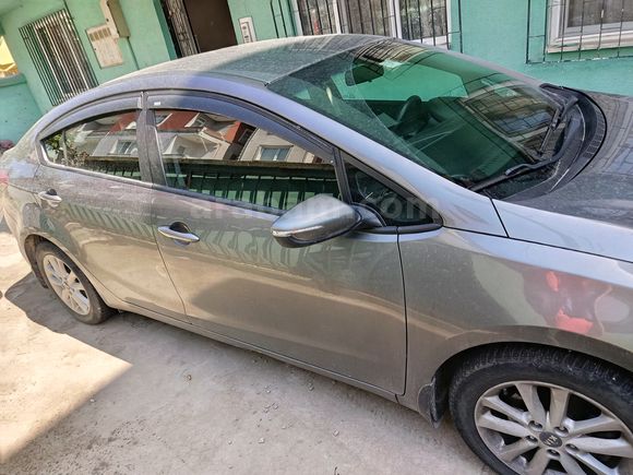 Sahibinden Kia Cerato Concept 2017 Model 1.6 Diesel..
