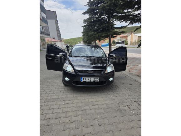 Sahibinden Ford Focus 1.6 Collection 2011 Model  315.000 km Siyah