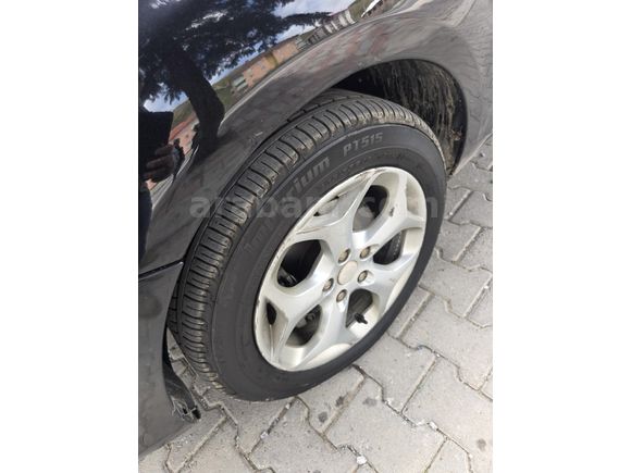 Sahibinden Ford Focus 1.6 Collection 2011 Model  315.000 km Siyah