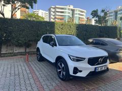 Sahibinden Volvo XC40 1.5 T2 Plus Dark 2024 Model 
