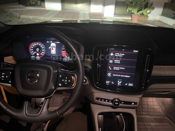 Sahibinden Volvo XC40 1.5 T2 Plus Dark 2024 Model 
