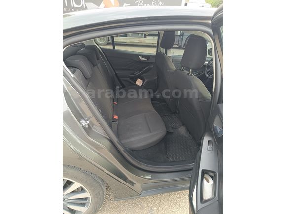 Sahibinden Ford Focus 1.5 EcoBlue Titaniumxl 2024 Model
