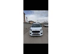 Sahibinden Ford Tourneo Courier 1.5 TDCi Delux 2018 Model 