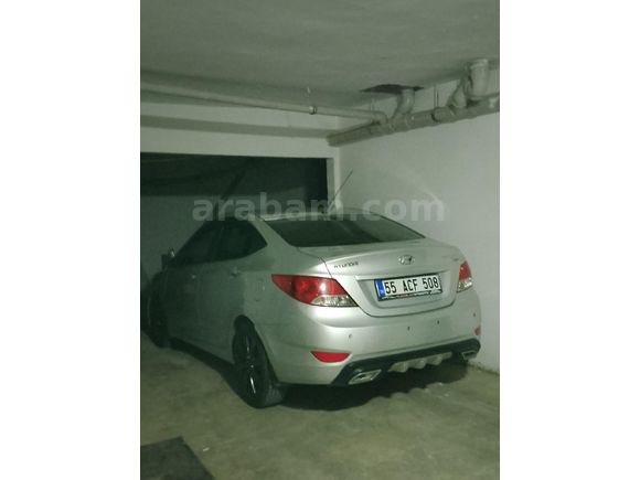 Sahibinden Hyundai Accent Blue 1.6 CRDI Mode 2011 Model