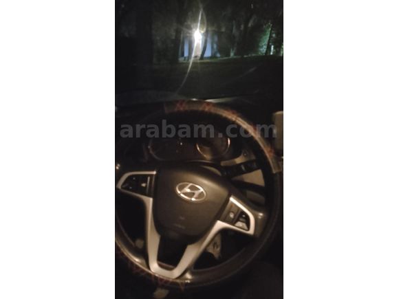 Sahibinden Hyundai Accent Blue 1.6 CRDI Mode 2011 Model
