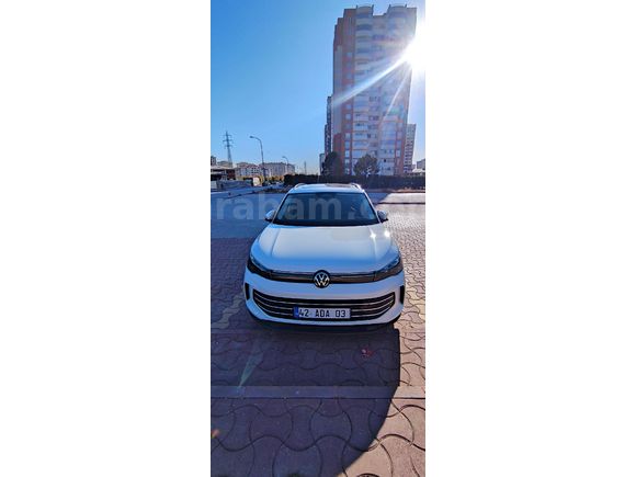 Sahibinden Volkswagen Tiguan 1.5 TSI Elegance 2024 Model