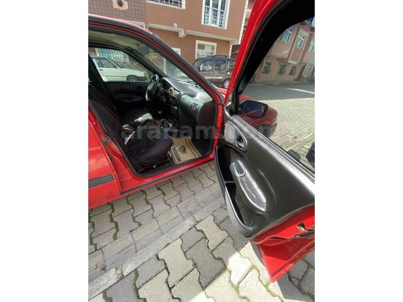 Motor yeni kazasız macunsuz   çürüğü yok masrafsız acil satİlk ilk gelen alır

 
