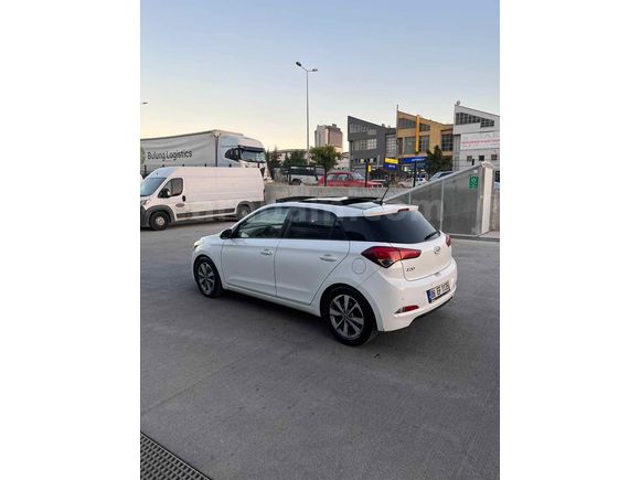 Sahibinden Hyundai i20 1.2 MPI Style 2017 Model 