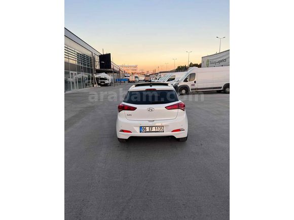 Sahibinden Hyundai i20 1.2 MPI Style 2017 Model 