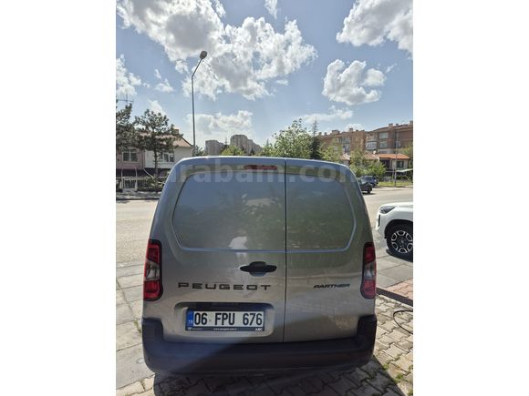 Sahibinden Peugeot Partner 1.5 BlueHDI Comfort 2025 Model (4900km)
