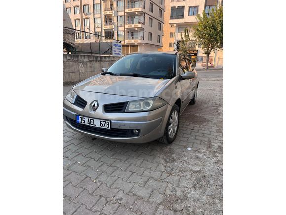 acil s. hız sabitleme dijital klima yağmur sensörü makam perdesi  otomatik far