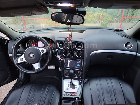 Sahibinden Alfa Romeo 159 1.9 JTD Distinctive Plus 2008 Model 