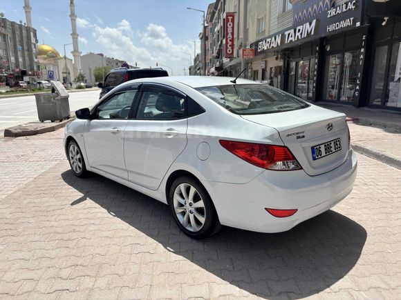 TANIK KARDEŞLERDEN DÜŞÜK KM ACCENT BLUE DİZEL