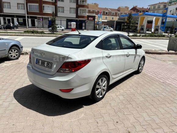 TANIK KARDEŞLERDEN DÜŞÜK KM ACCENT BLUE DİZEL