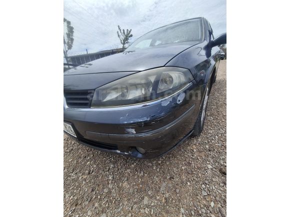 Sahibinden Renault Laguna 1.6 Expression 2006 Model