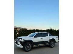 Sahibinden boyasız değişensiz 4x4 Premium L200