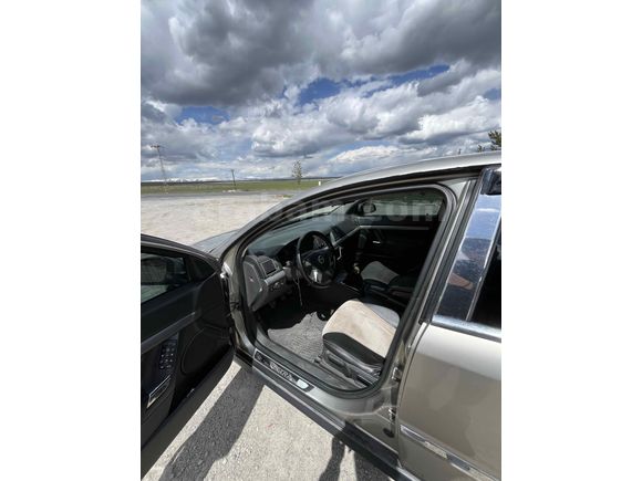 Sahibinden Opel Vectra 1.6 Comfort 2004 Model 