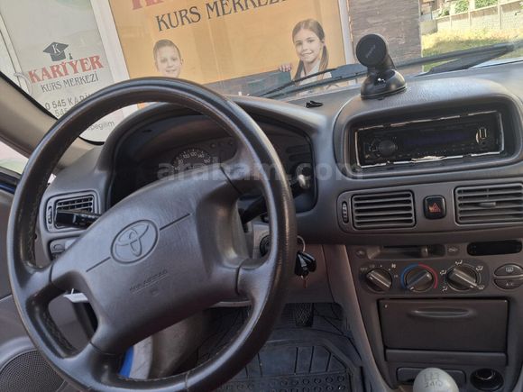 Sahibinden Toyota Corolla 1.3 Terra 2000 Model