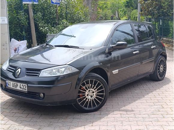 Sahibinden Renault Megane 1.6 Dynamique 2004 Model