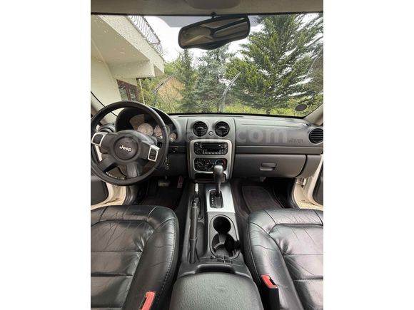Sahibinden Jeep Cherokee 3.7 2003 Model 
