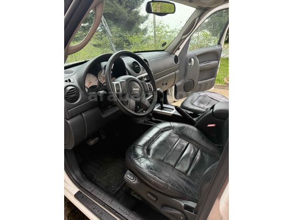 Sahibinden Jeep Cherokee 3.7 2003 Model 