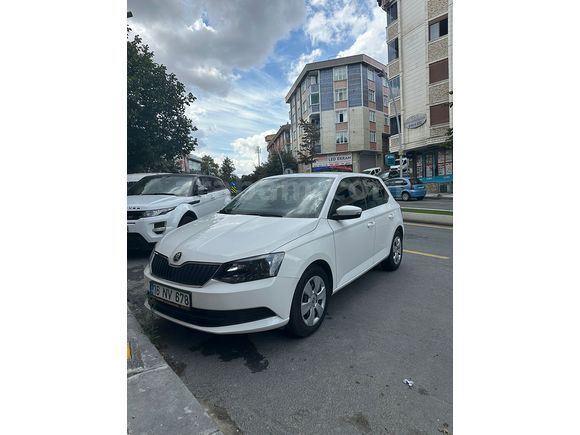 Sahibinden Skoda Fabia 1.0 GreenTec Ambition 2015 Model 